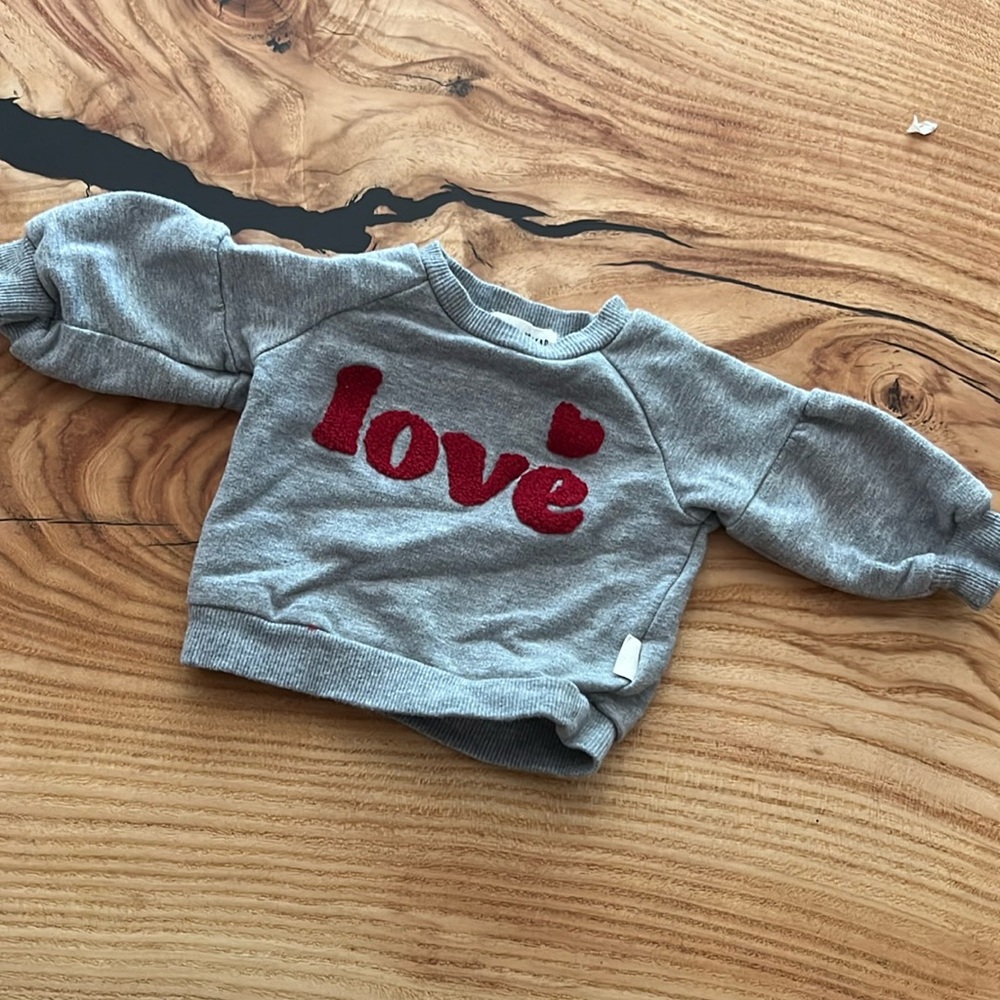 0-3 month sweat shirt